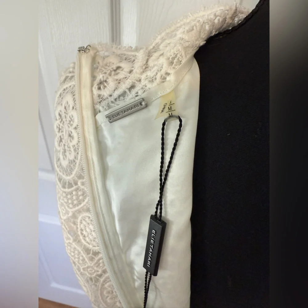 Elie Tahari Elegant White Lace Women's Top - Picture 10 of 11
